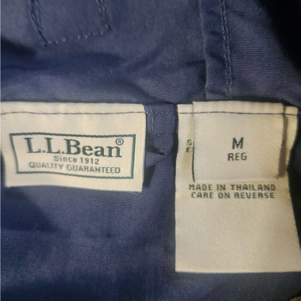 L.L. Bean Men's Deep Blue Windbreaker - Picture 7 of 10